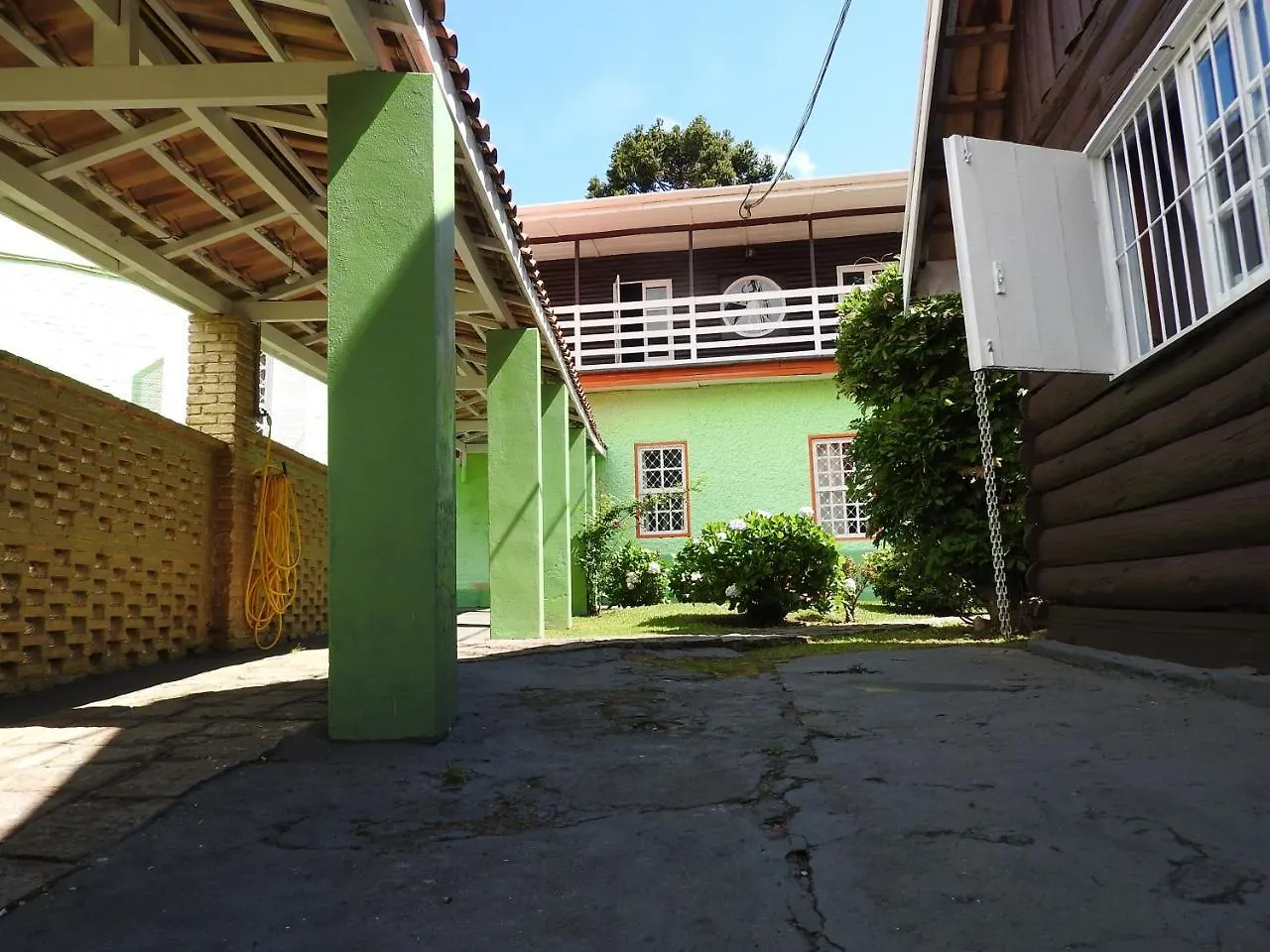 Hotel Britania Campos do Jordao 3*,